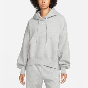 Nike Sportswear Phoenix Fleece
Women's Over-Oversized Pullover Hoodie